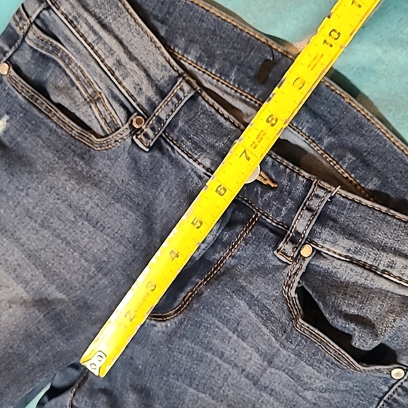 3/$35. 💥Dynamite Skinny Jeans - Picture 9 of 11